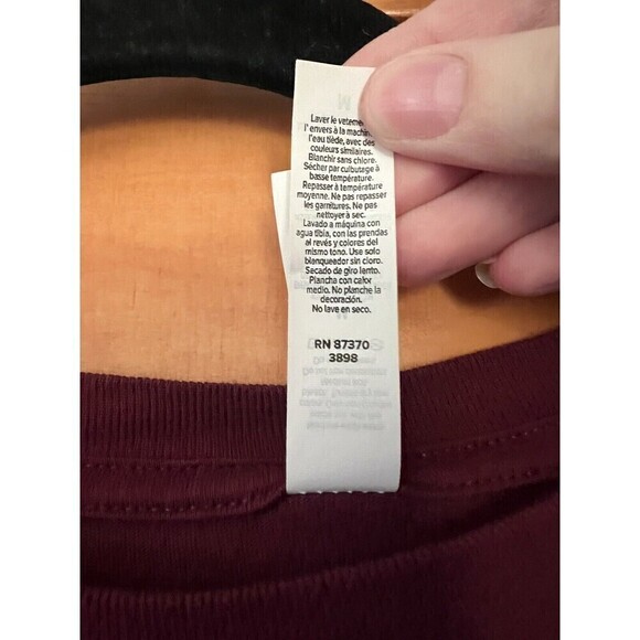 Disney World Bride Tribe Mickey Mouse T-shirt Red Size Medium Women's - Picture 5 of 6